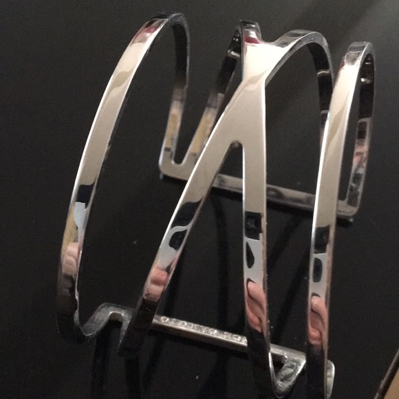 COPY - Vince Camuto bangle cuff bracelet - Picture 2 of 5